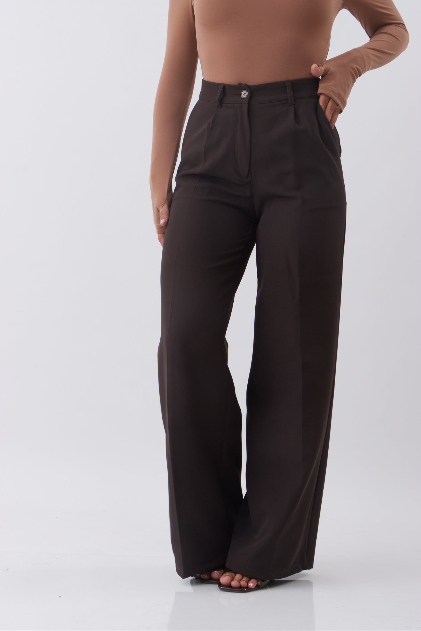 Essential Relaxed Trouser