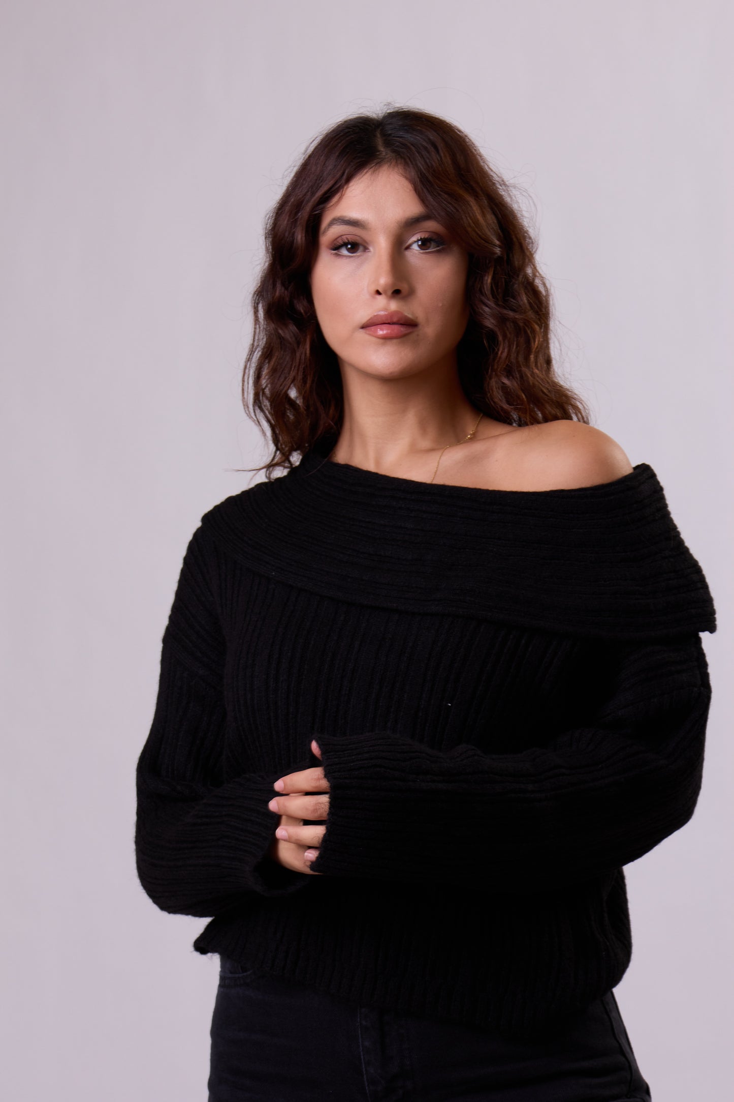 'Kiana' Off-shoulder knit Sweater