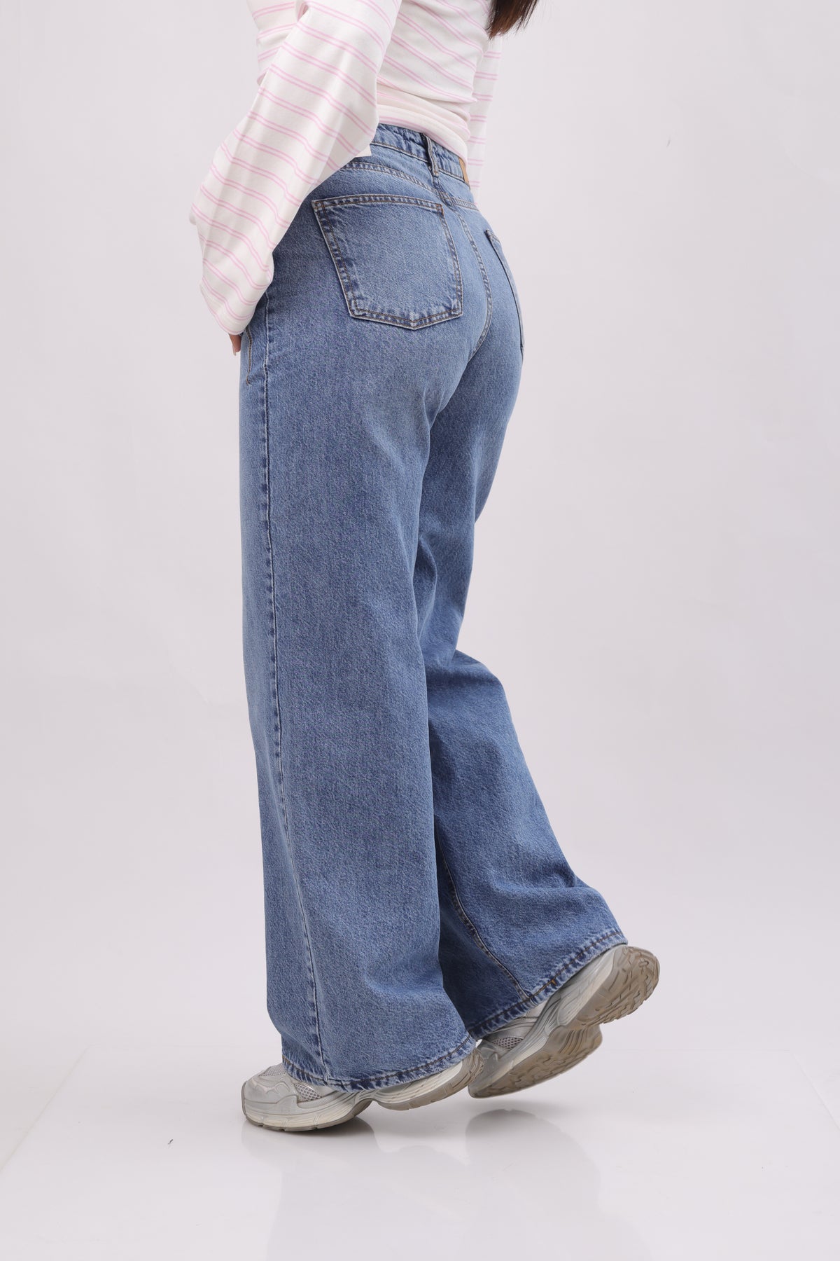 Everyday wide jeans