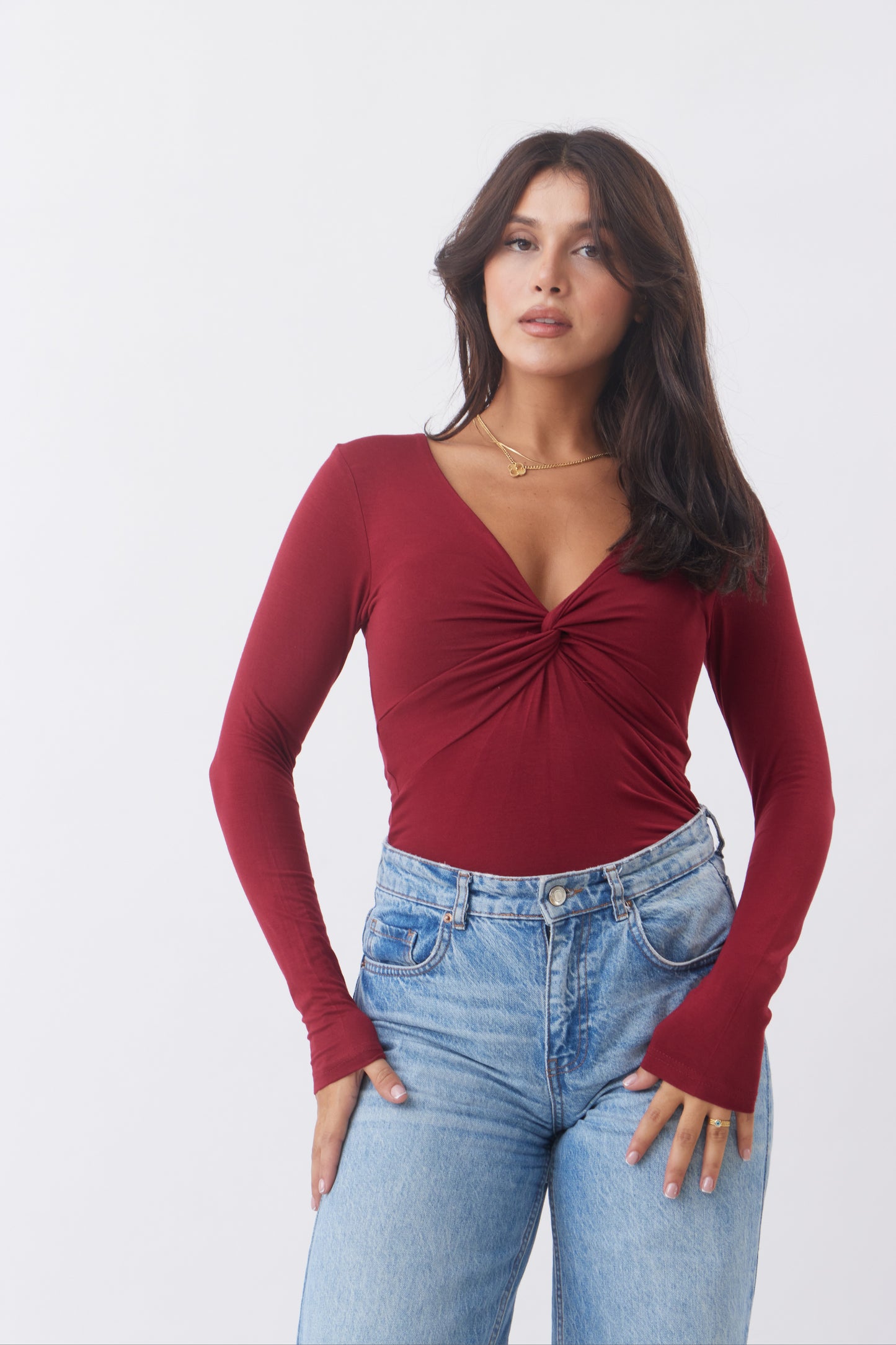 Twisted V-Neck Basic
