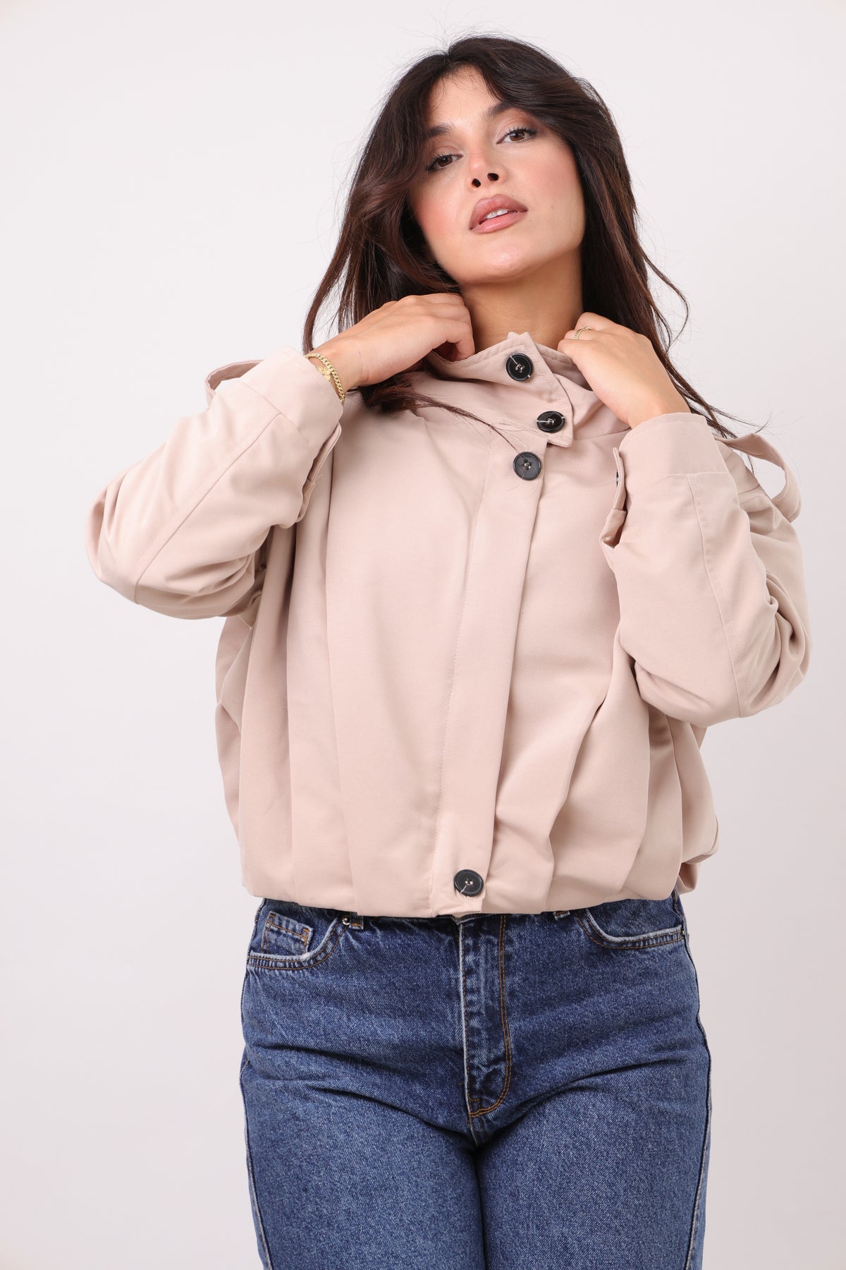 Modern zip jacket