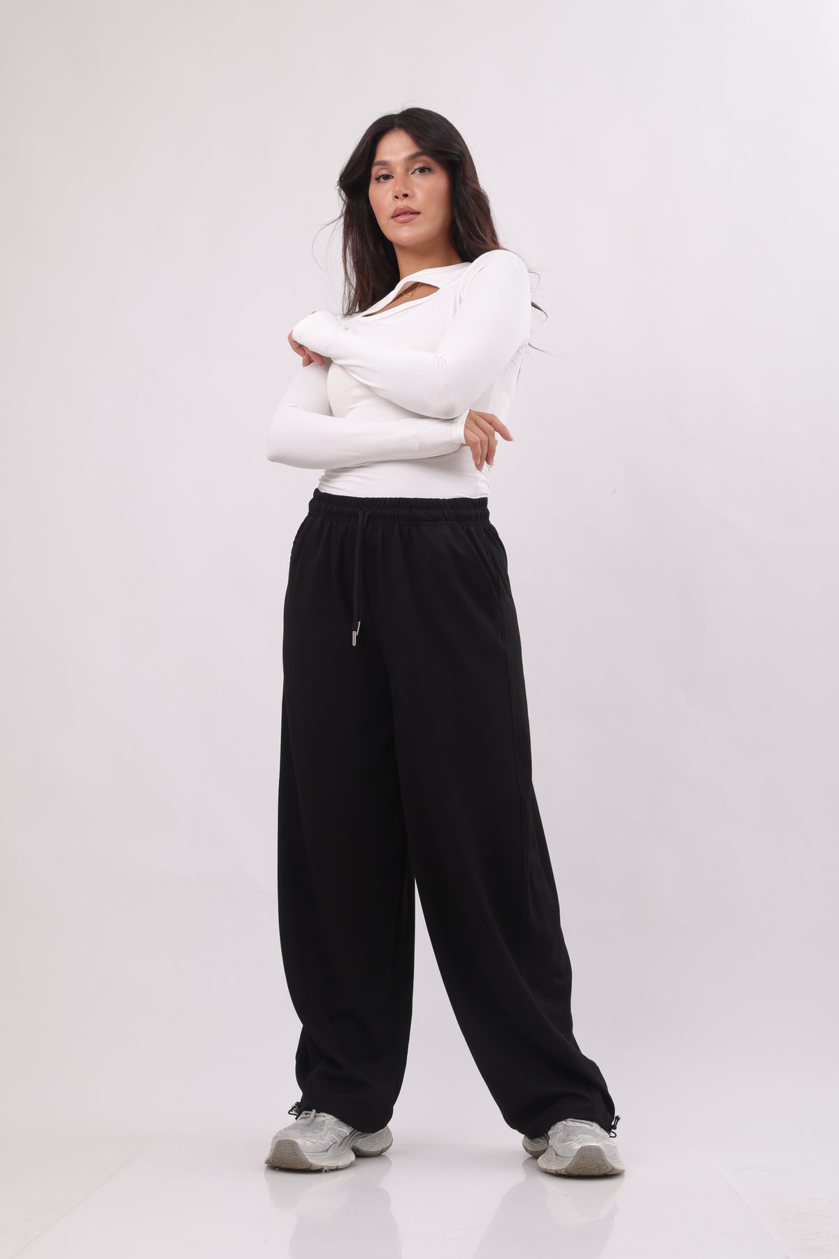 Loose fit sweatpants ( adjustable leg)