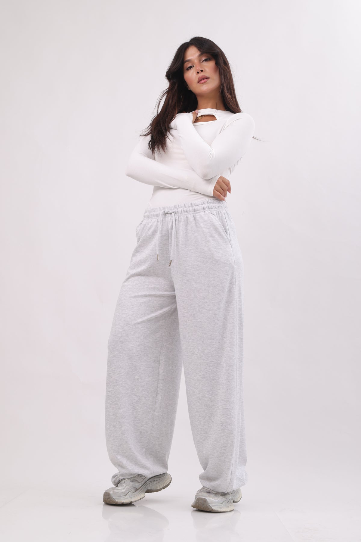 Loose fit sweatpants ( adjustable leg)