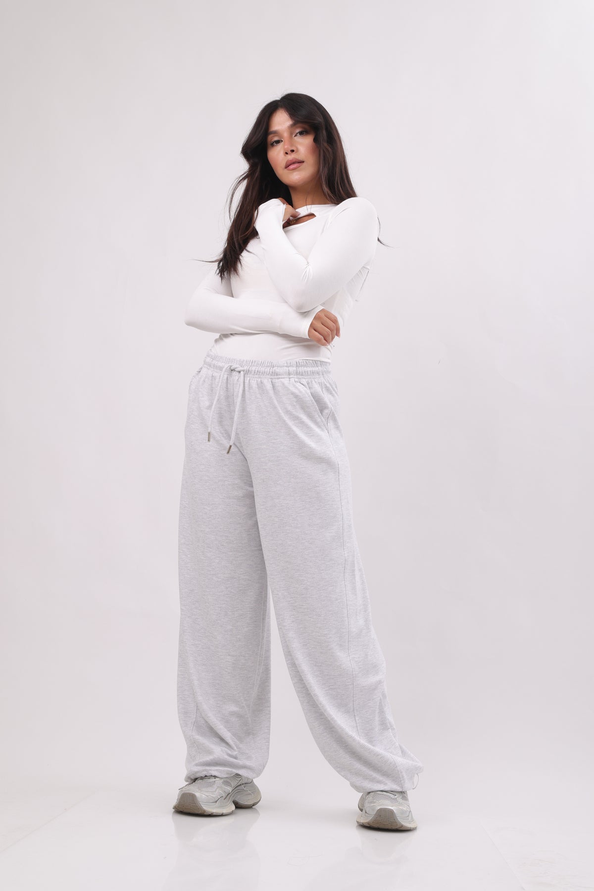 Loose fit sweatpants ( adjustable leg)