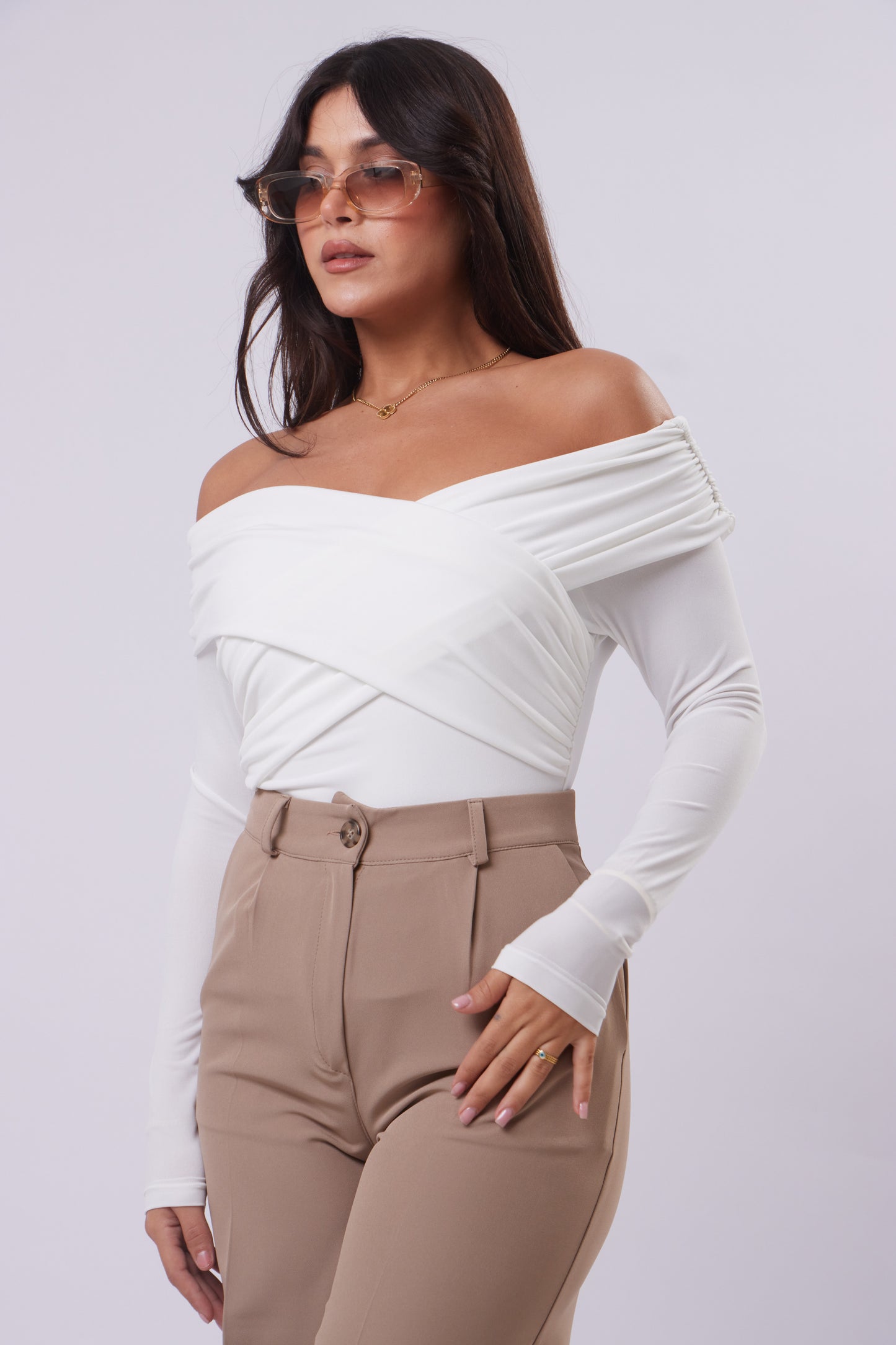 Off-Shoulder elevated Basic Top