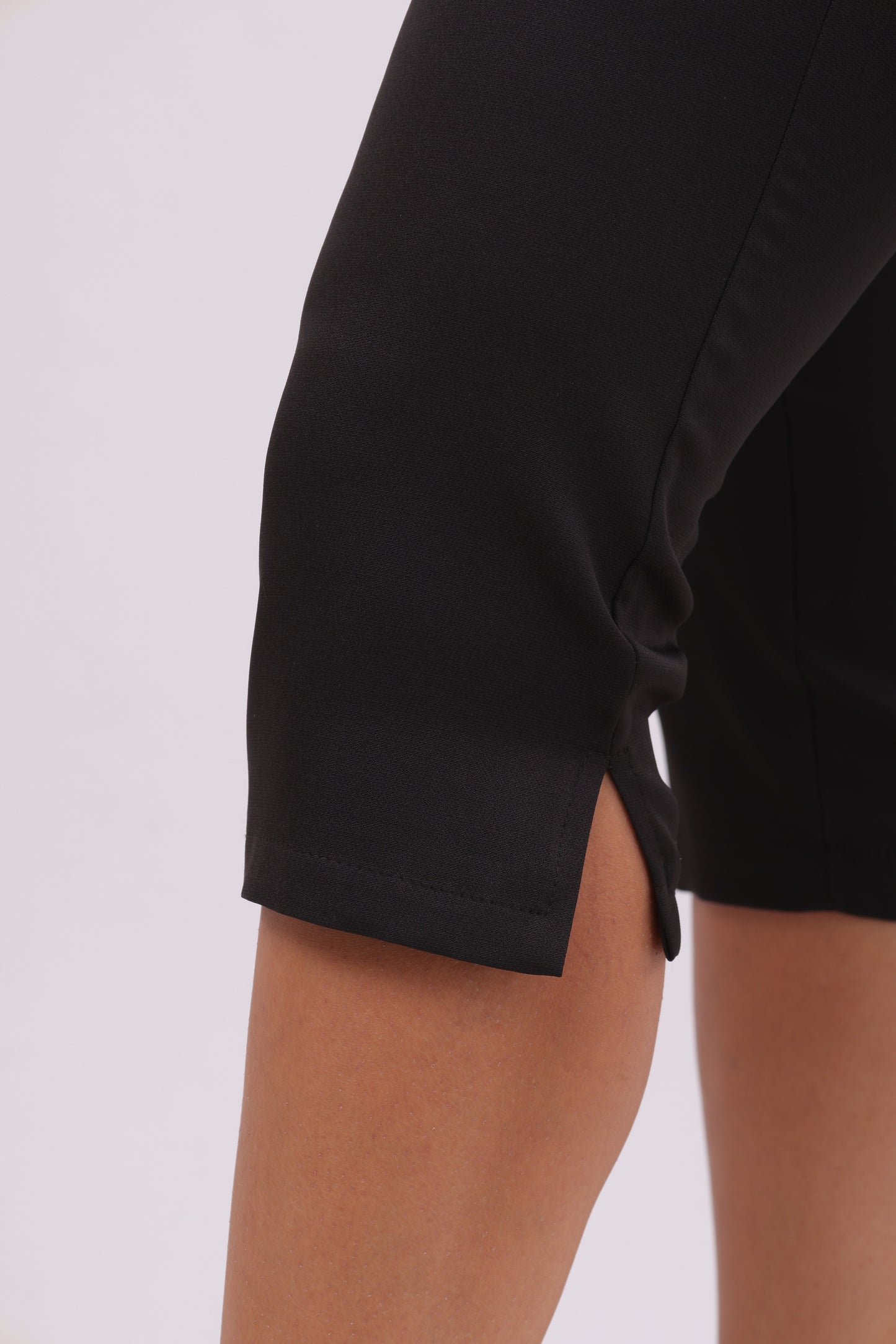 Essential Capri Pants