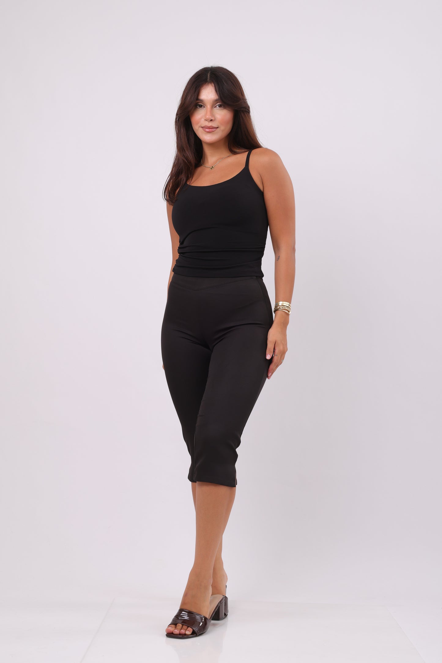 Essential Capri Pants