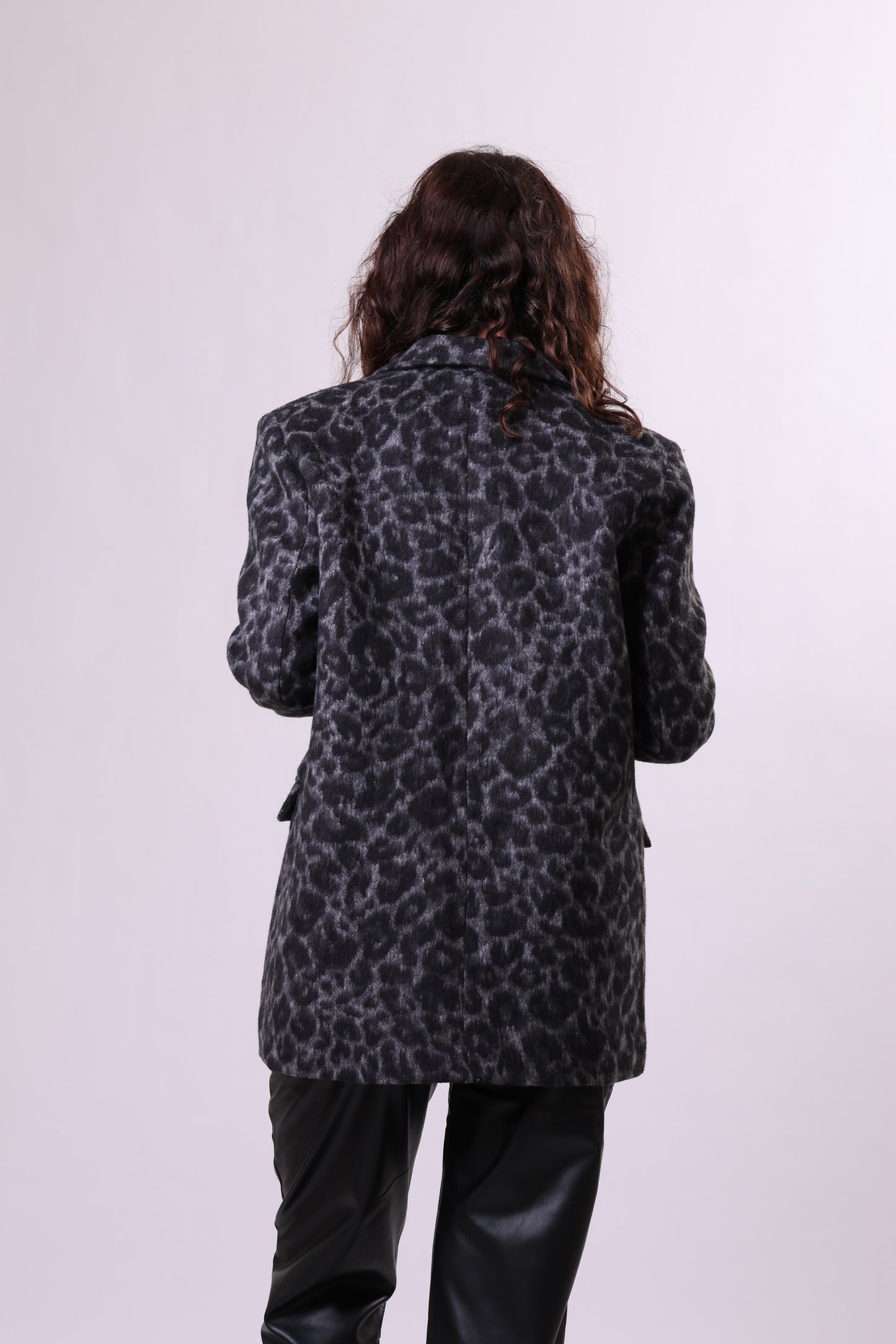 "Leo" Cashmere Blazer.