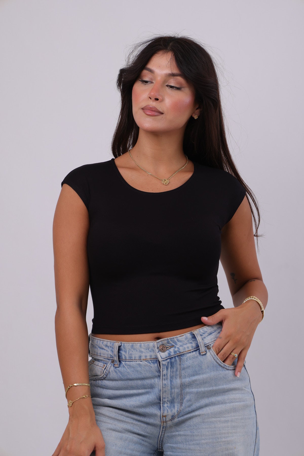 Mia Tee