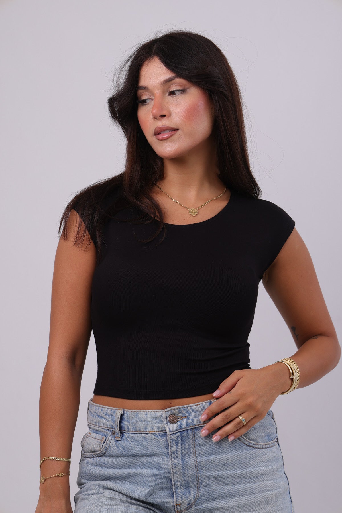 Mia Tee