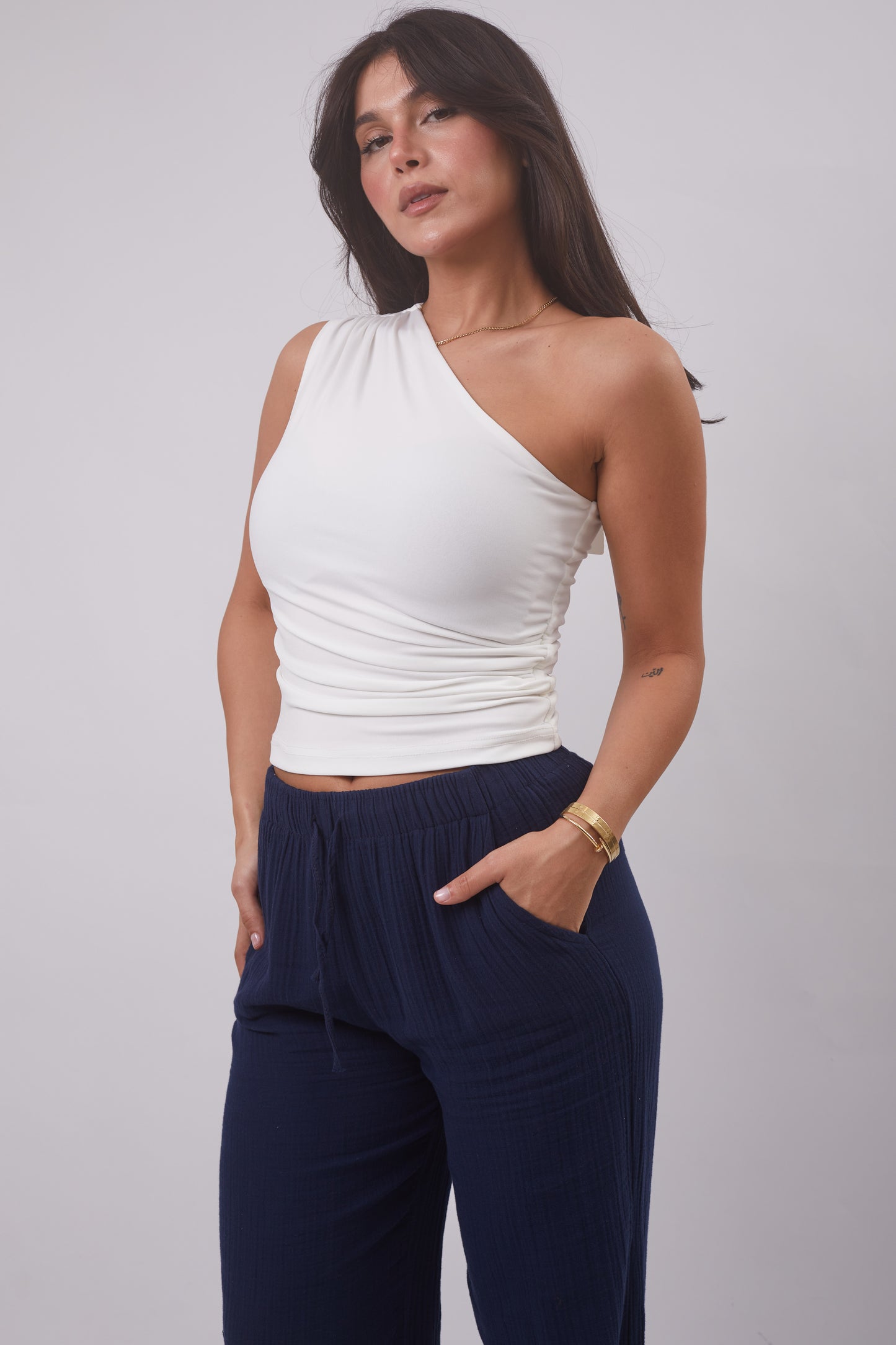 One-shoulder Basic