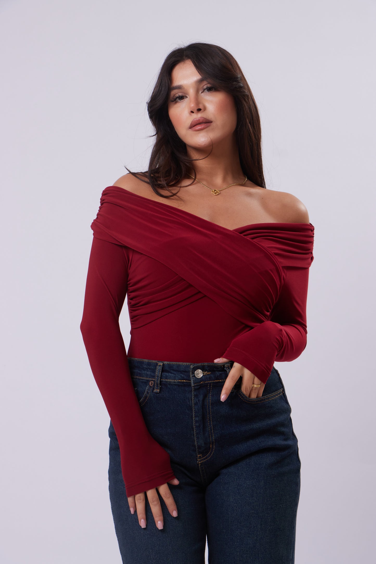 Off-Shoulder elevated Basic Top