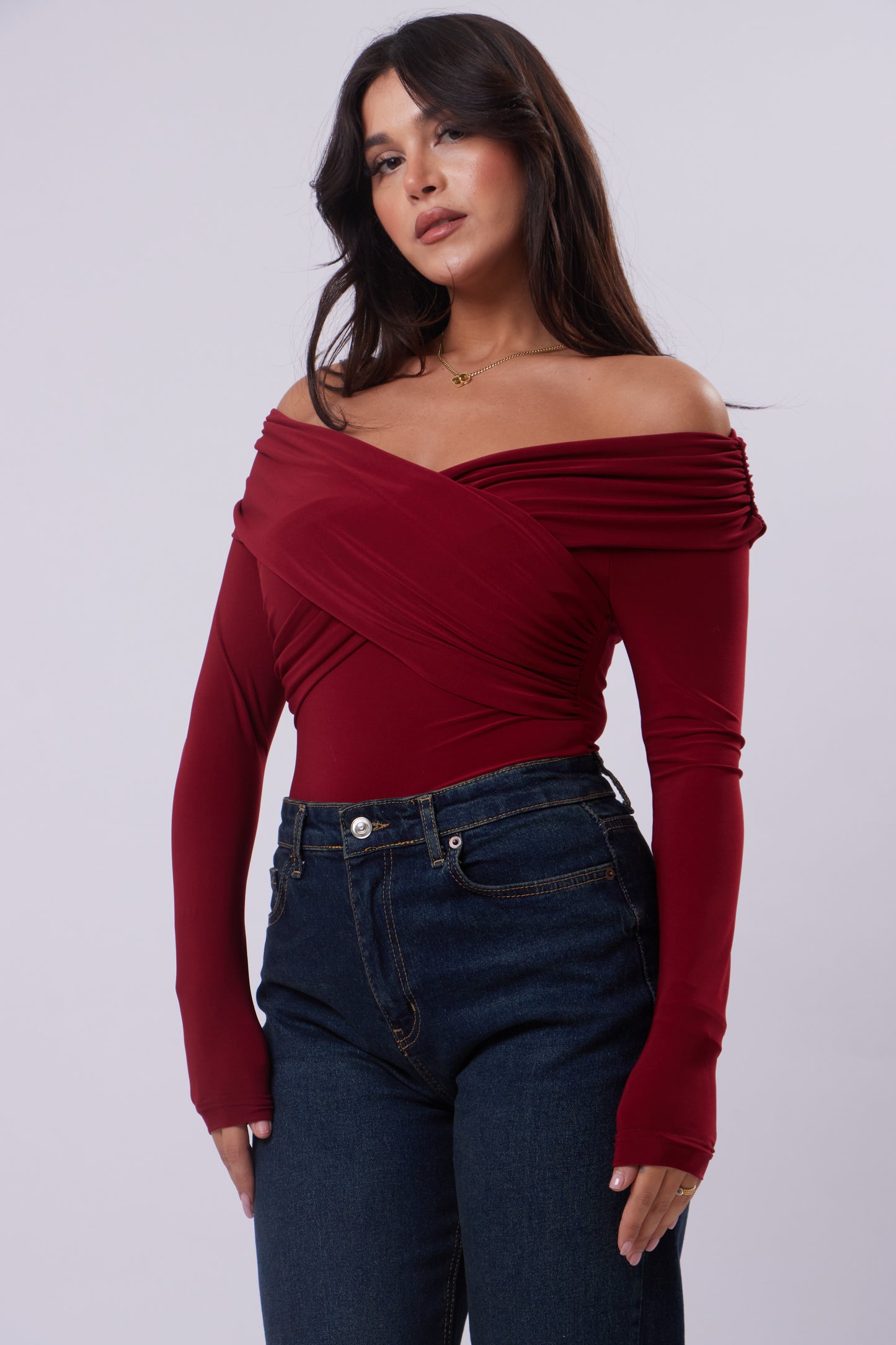 Off-Shoulder elevated Basic Top