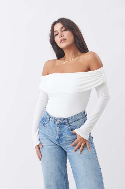 "Lynn" Off-Shoulder Top