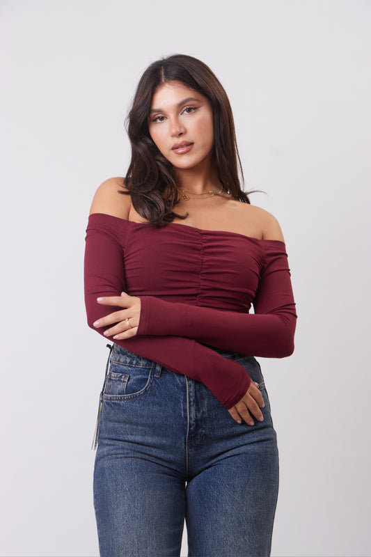 Rushed Off-shoulders Basic