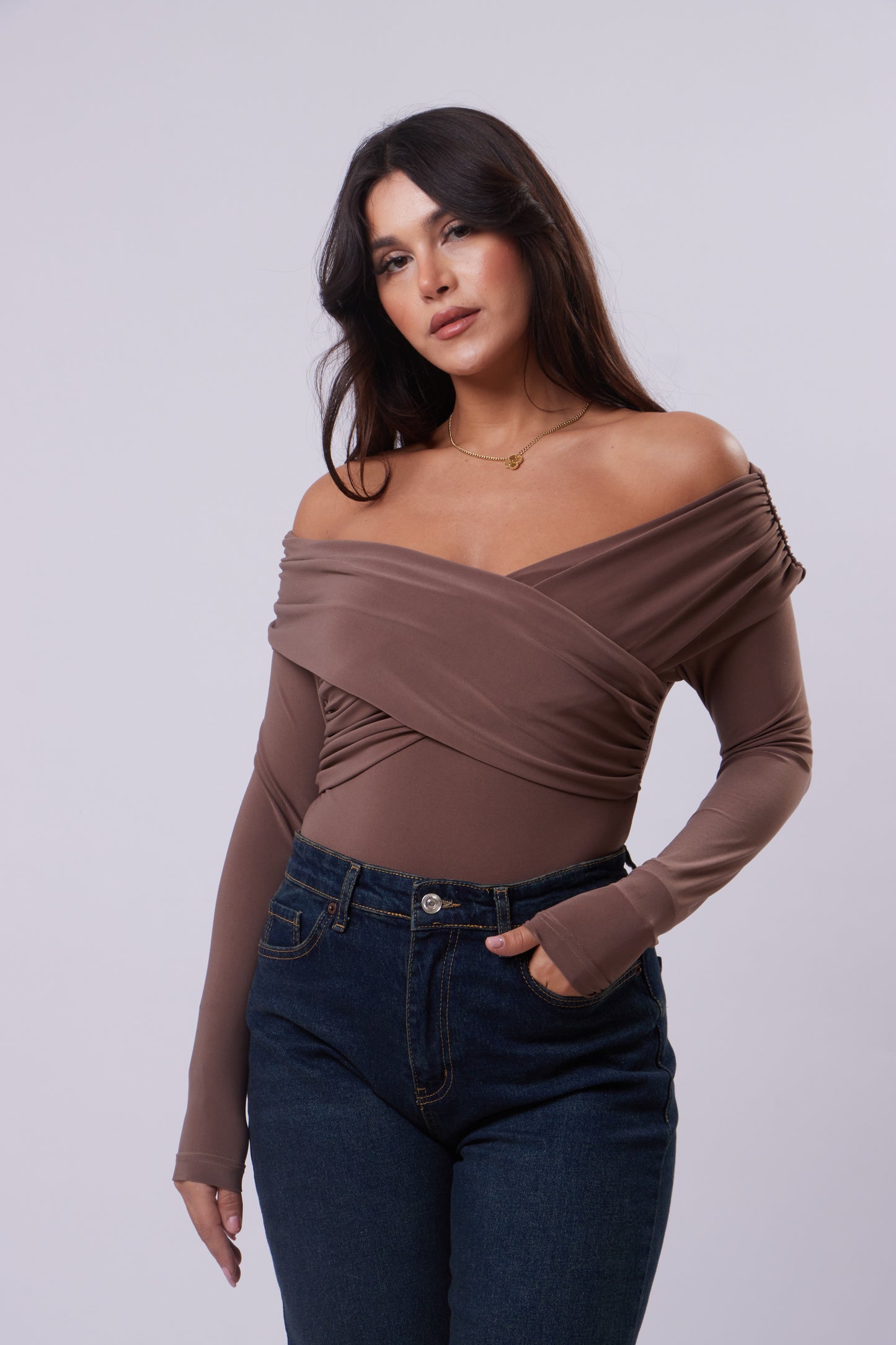 Off-Shoulder elevated Basic Top